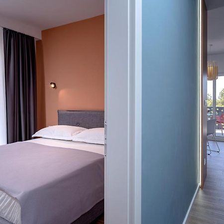 Sun&Lux Resort - Hvar ฮวาร์ ภายนอก รูปภาพ